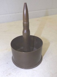 lot 25 image: 1943 WW II  75MM Trench Art