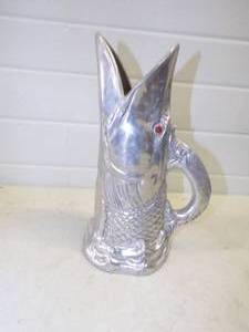 lot 26 image: Aluminum Fish Stein