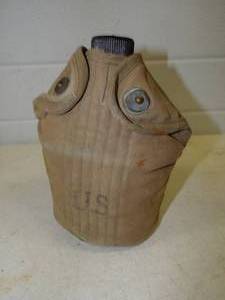 lot 29 image: U.S. Military Canteen