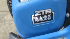 Dixon ZTR 4423 Zero Turn Mower