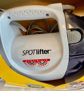 lot 34 image: New Bissell SPOTlifter