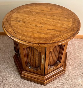 lot 10B image: Vintage Thomasville Accent Table