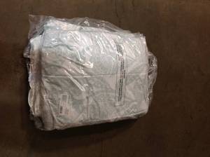 lot 3 image: Sky Blue King Bed Sheet Covers (good condition) review pictures