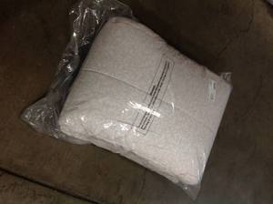 lot 4 image: The Company Store Legends Hotel Stencil Leaf Pink Sand Botanical King Sateen Comforter (good condition) review all pictures