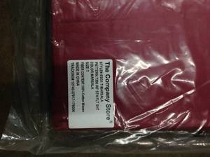 lot 22 image: The Company Store Company Cotton Wrinkle-Free Mulberry Sateen Twin Flat Sheet (Lot contains 2) (good condition) review all pictures