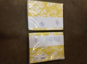 lot 30 image: The Company Store Legends Hotel Fleur Cotton and TENCEL Lyocell 72 in. Floral Shower Curtain Lot Contains 2 (good condition) review all pictures