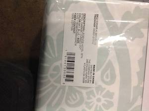 lot 31 image: The Company Store Legends Hotel Stencil Damask Sky Blue Floral Oversized King Sateen Duvet Cover Lot Contains 2 (good condition) review all pictures