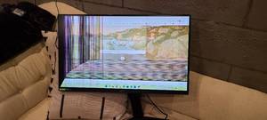 lot 207 image: FOR REPAIR OR PARTS    LG 27GL83A-B 27 Inch Ultragear QHD IPS 1ms NVIDIA G-SYNC Compatible Gaming Monitor,