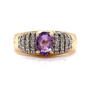 lot 28 image: Estate Gorgeous Diamond & Amethyst Cluster Band Ring in 14k Yellow Gold
