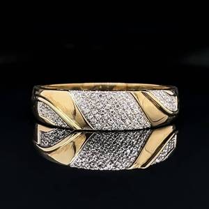 lot 35 image: Handsome Elegance Mens 0.20ctw Diamond Wave Wedding Band Ring in Yellow Gold Estate VIDEO