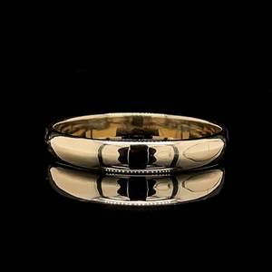 lot 58 image: Classic Elegance Smooth Finish Mens 3.80mm Simple Slim Wedding Band Ring in 10k Yellow Gold Estate