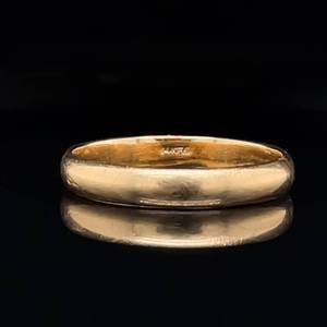 lot 63 image: Classic Wedding Band Ring in 14k Yellow Gold, Unisex Gent or Ladies No Reserve