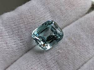 lot 5G image: 10.36 Carat Natural Aquamarine Gemstone $3,650 Retail VIDEO