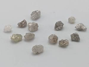 lot 15I image: 1.43 Carats of Natural, Raw Diamond Gemstones