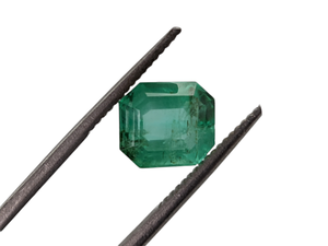lot 10G image: 2.85 Carat Natural Emerald Gemstone CGI Certified