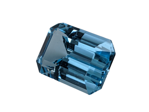 lot 10I image: Stunning 8.83 Carat Natural Blue Topaz Gemstone