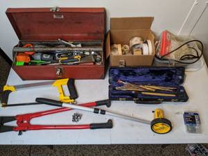 lot 47 image: Small Hand Tools, Tape, Artists Paintbrushes, Jumper Cables, Ropes, Cord and Much More