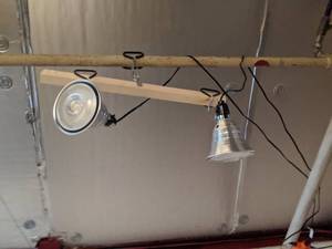 lot 186 image: Set of 3 Corded Work Lights