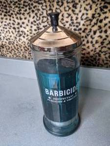 lot 134 image: Barbicide Disinfecting Jars