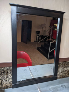 lot 20 image: Beautiful Large Black Wood Framed Mirror - 46