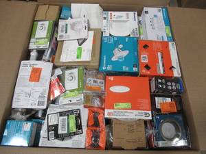 MIXED PALLET (Approximately 105  Pieces) OF LIGHTBULBS, FIXTURES AND MORE - GREAT FOR RESALE