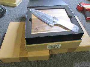3 sets of mr. moo 3 pc knife sets a...