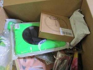 box of umbrella sprinkler, picnic t...