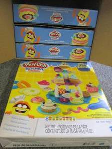case of 4 new play-doh kitchen crea...