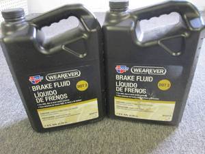 21 gallon jugs of wearever carques...