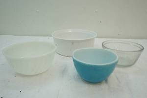 casserole dish and mixing bowls