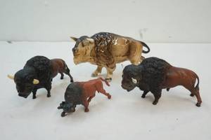 buffalo statues