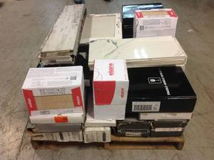 Mix Pallet of assorted Ceramic Flooring (various sizes, colors and conditions) review all pictures