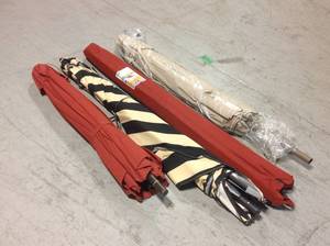 Lot of assorted Patio Umbrellas various models and conditions see pictures