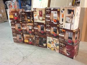 Pallet with assorted Kitchen Cabinets various sizes and models customer returns see pictures
