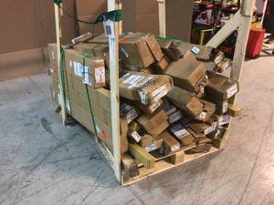 Mix Pallet of Blinds (Various Models and Conditions) review all pictures