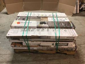 Mix Lot of Tile Flooring (27 cases) various models and conditions (review all pictures)