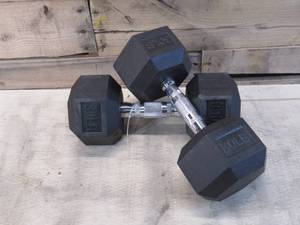 lot 52 image: Sporzon Exercise Equipment Single Rubber Encased Hexagon Handheld Free Weight Dumbbell with Contoured Non Slip Handle for Home Fitness, 30 Pounds