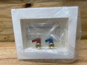 lot 11 image: IPS Double Lever Wash Box