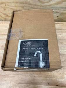 lot 16 image: FORTIS 842500C Corsini 1.2 GPM Single Hole Bathroom Faucet