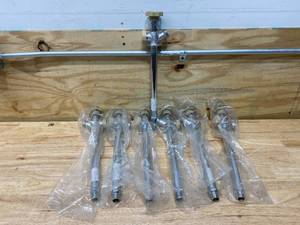 lot 23 image: Lot of 7 Outdoor Water Spickets