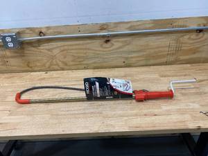 lot 29 image: RIDGID K-3 Toilet Auger with Unclogging 3 ft. Snake and Bulb Head