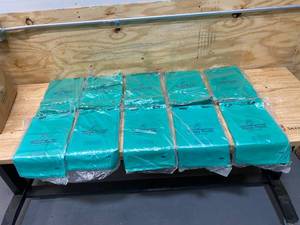 lot 42 image: POOPY POUCH Lot of 10 Packages of Doggy Poo Bags (200 bags per package)
