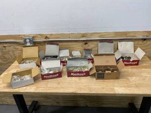 lot 79 image: Lot of Door HandlesLocks