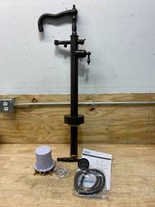 lot 102 image: JACUZZI Ardmore Olive Bronze 2-Handle Residential Freestanding Bathtub Faucet with Hand Shower
