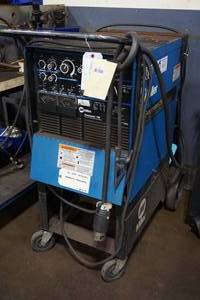 lot 3 image: Miller Syncrowave 250 CC-ACDC TIG Welder