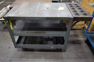lot 20 image: Heavy Duty Rolling Workstation with ToolPart Holder Attached
