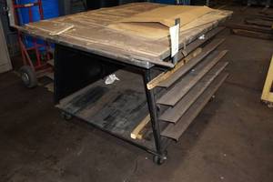 lot 40 image: Heavy Duty Rolling Tool Storage Cart