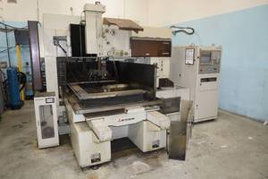 lot 1 image: Mitsubishi DWC400HA Wire EDM