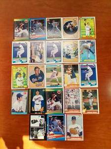 23 Nolan Ryan Cards