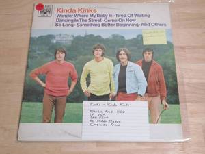 lot 98 image: The Kinks - Kinda Kinks - 1965 - Canada Press